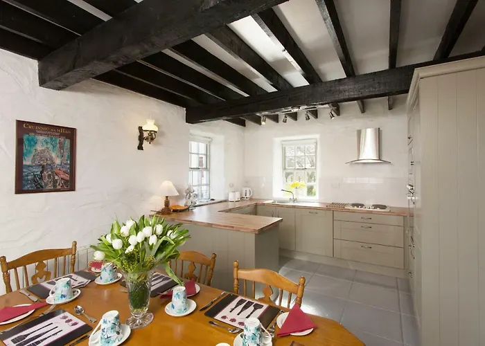 Dunguaire Thatched *